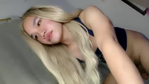 lexie online show from December 2, 2:24 am