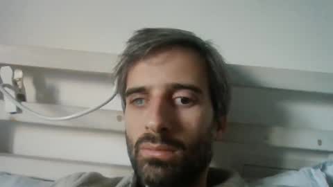 stroke1 online show from February 6, 8:07 am