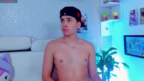 strong_rock69 online show from June 15, 7:28 pm