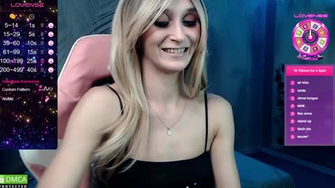 Snapshot of strongalice chatting on January 13, 10:45 pm The best athletic body on the site online show from January 13, 10:45 pm