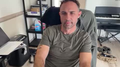 Simon online show from April 15, 5:05 pm