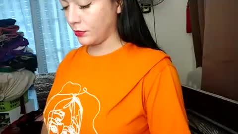 IG livinlavidakhai online show from December 23, 9:15 am