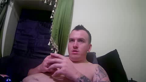 styles1003 online show from February 10, 6:53 am