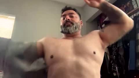 suavecito67 online show from October 25, 3:23 pm