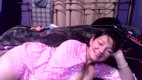 subsxkttn online show from November 8, 1:30 am