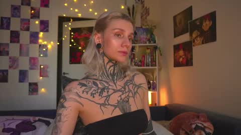 succubus_66 online show from February 23, 1:10 pm