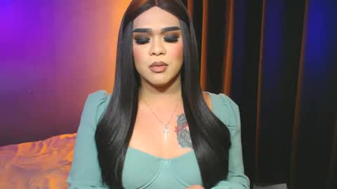 JADE ELYSE online show from January 17, 9:17 pm