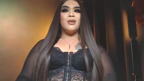 JADE ELYSE online show from February 10, 9:25 pm