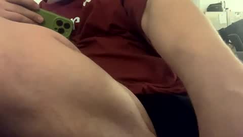 suckm3dry07 online show from January 14, 12:43 am