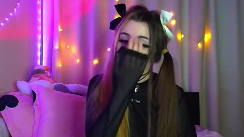 Sue online show from February 16, 5:37 am