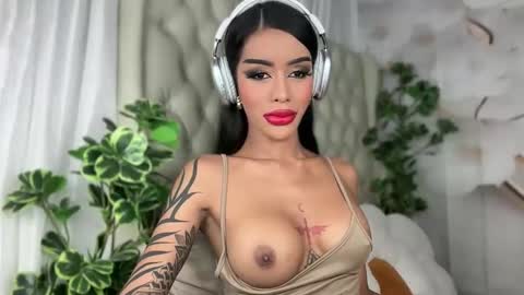 Jess online show from October 10, 8:35 pm