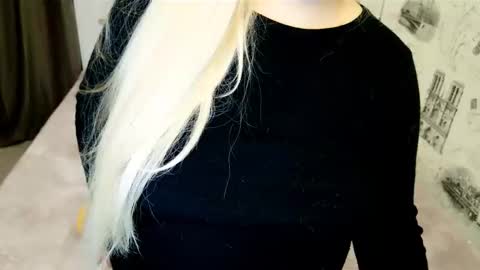 sugarkissx online show from September 15, 6:53 pm