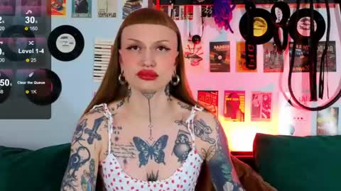 sugarsoot online show from June 3, 2:33 pm