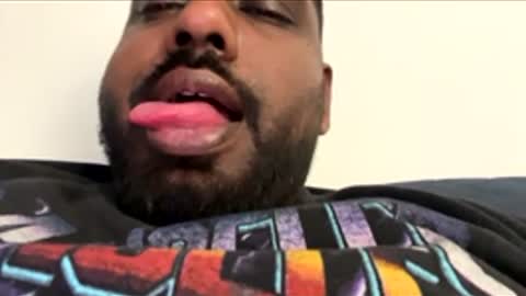 Let me be your knight that saves you online show from April 21, 3:57 am