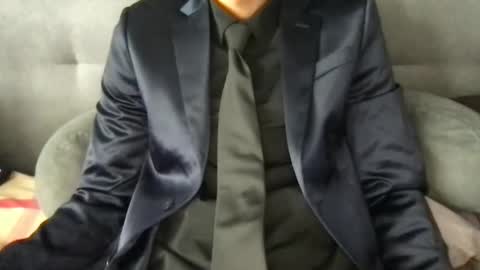 suitfetishez online show from February 10, 8:45 pm