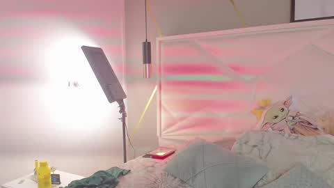 SUKI online show from January 19, 1:21 pm