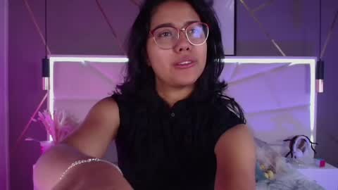 SUKI online show from April 14, 12:52 pm