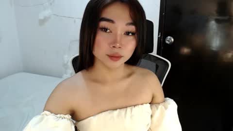 sultry cyrafoxmore online show from November 12, 6:43 pm