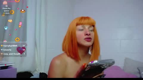 Snapshot of summer__xo chatting on October 23, 2:57 am Summer online show from October 23, 2:57 am