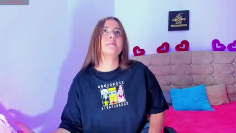 summer_girls01 online show from November 8, 4:04 am