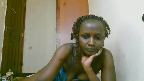 summerdew online show from March 22, 2:54 pm