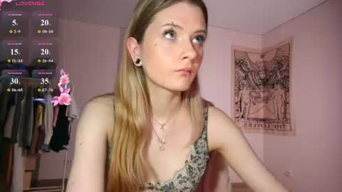 summerhazee online show from June 10, 6:40 pm