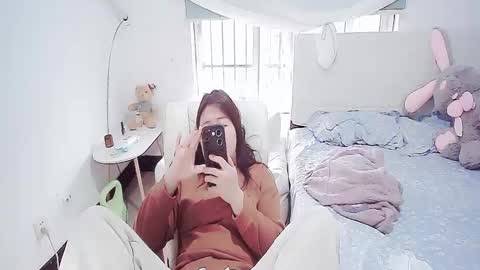 Snapshot of sun_yummy chatting on March 9, 6:28 am Lucis online show from March 9, 6:28 am