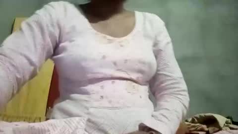 sunali_jain03 online show from June 7, 1:05 pm