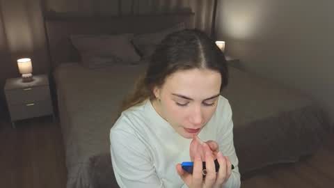 Angella online show from December 18, 4:19 am