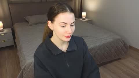 Angella online show from December 20, 4:30 am