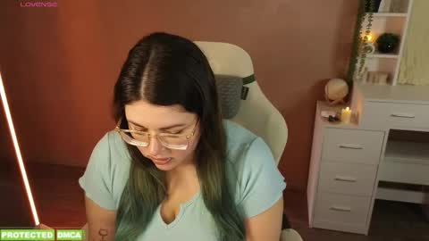 Tina. Im topless model  online show from November 20, 8:57 am