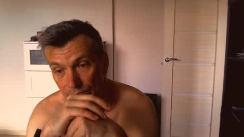 sunny_sun00 online show from August 5, 8:44 am