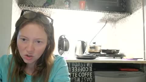 Snapshot of super_jony chatting on March 3, 11:46 pm super jony and Marta GMT 1300-1800 every day online show from March 3, 11:46 pm