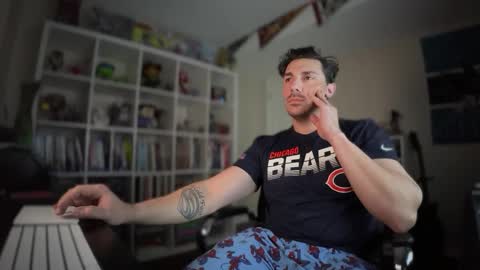 superboogs69 online show from December 8, 6:33 am