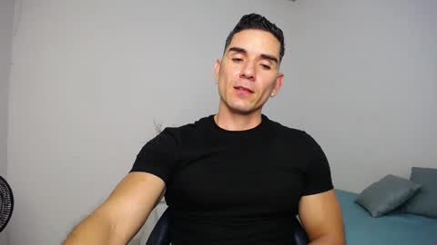 Snapshot of supermen_03 chatting on December 22, 5:01 am jhosh online show from December 22, 5:01 am