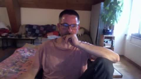 supersquirrel81 online show from March 29, 8:27 am