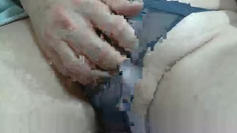 Surfer RJ online show from December 1, 5:11 pm