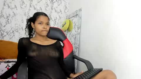 suri online show from July 17, 6:43 pm