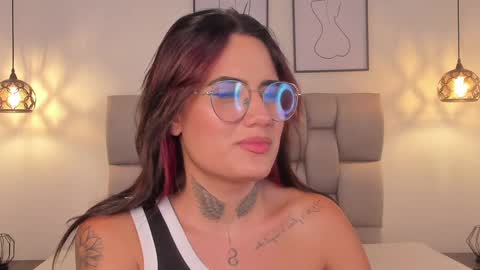 Susan online show from September 19, 10:24 pm