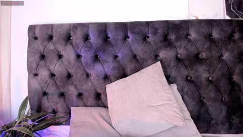  susana  online show from April 11, 7:45 am