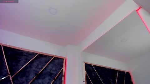 susanahenao online show from September 18, 6:56 pm