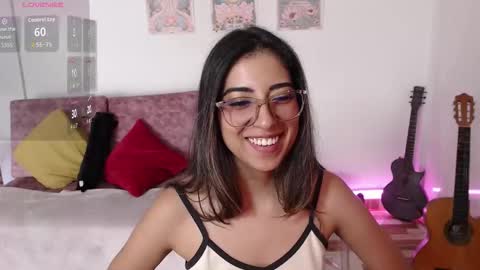 Susana hendrix    online show from January 8, 6:25 pm