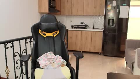 Susan Rhodes online show from February 26, 12:41 pm