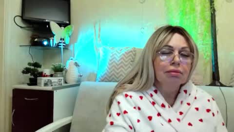 SusiexNoreen online show from April 16, 2:55 am