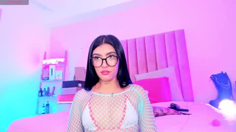 Snapshot of sussan_nicolle1 chatting on January 30, 4:02 pm Sussan Nicole  online show from January 30, 4:02 pm