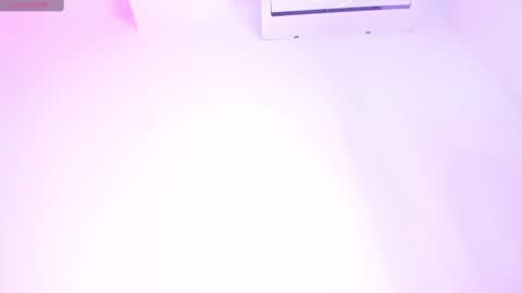 Snapshot of sussan_nicolle1 chatting on February 18, 12:17 pm Sussan Nicole  online show from February 18, 12:17 pm