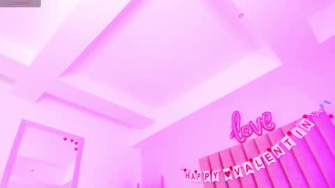 Snapshot of sussan_nicolle1 chatting on February 24, 3:20 pm Sussan Nicole  online show from February 24, 3:20 pm