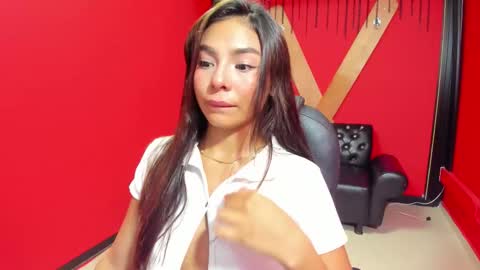 sussy_sweet4u online show from December 4, 12:05 pm