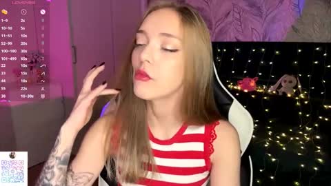 Jessica online show from December 2, 7:12 pm