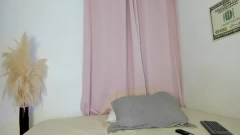 suzan__cooper2 online show from August 6, 2:31 am